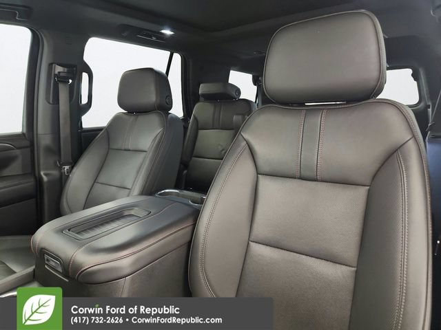 Used 2022 Chevrolet Tahoe RST w/ Luxury Package AWD/4WD image 9