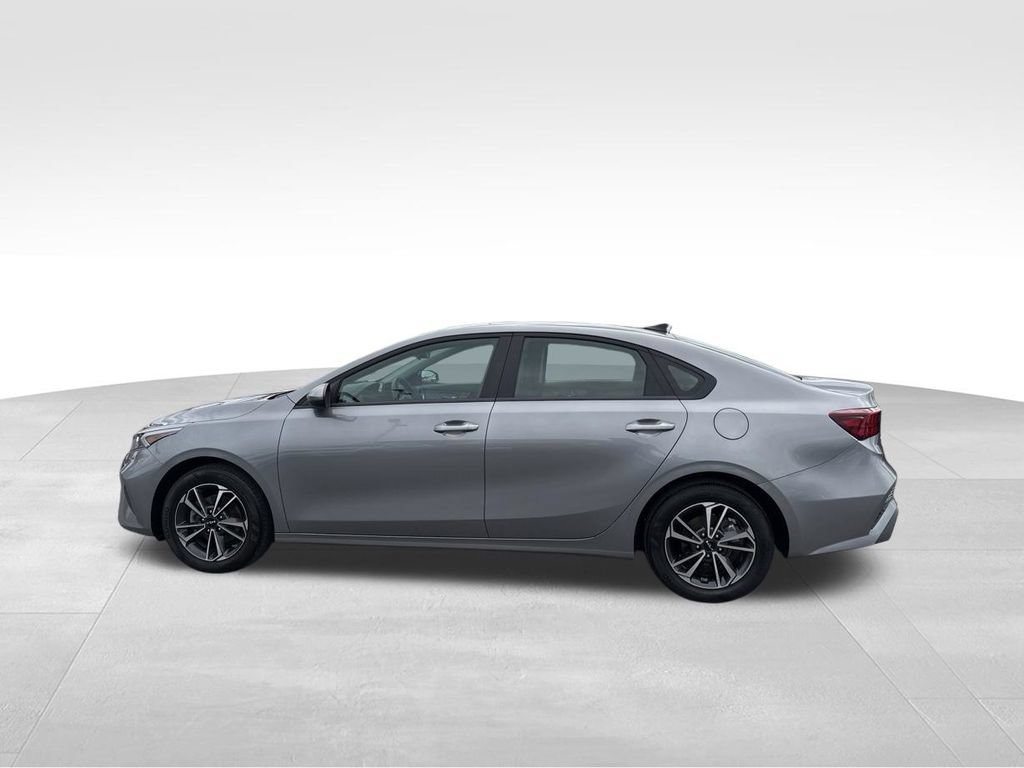 Certified 2024 Kia Forte LXS FWD image 10