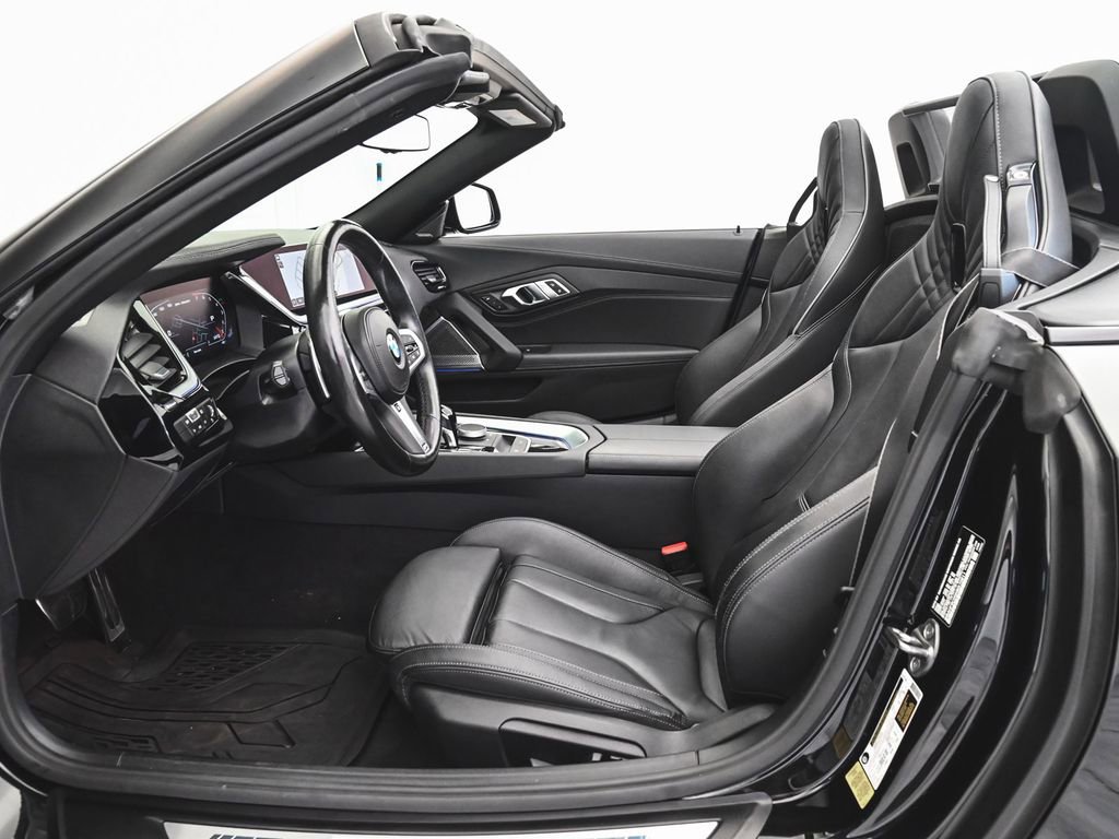 Used 2022 BMW Z4 M40i w/ Premium Package RWD image 37