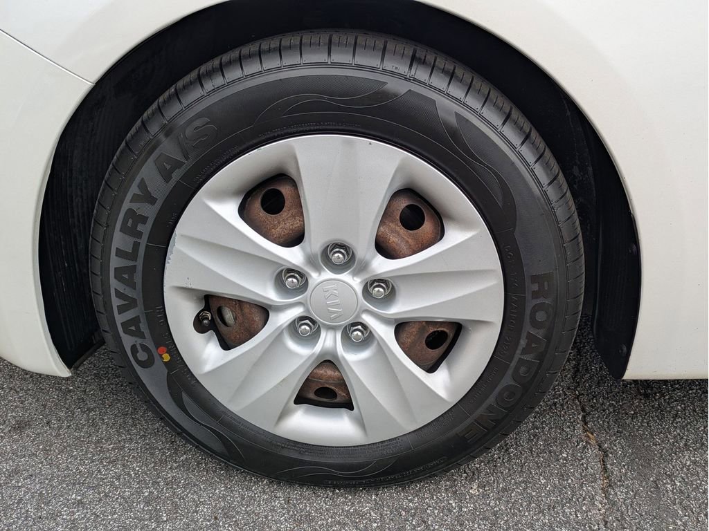 Used 2016 Kia Forte LX w/ LX Popular Package image 32