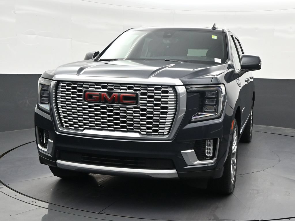 Used 2021 GMC Yukon Denali w/ Denali Premium Package AWD/4WD image 9