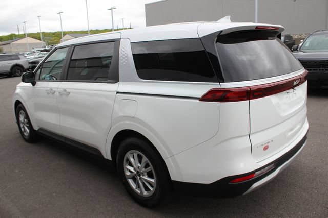 Certified 2024 Kia Carnival LX FWD image 25