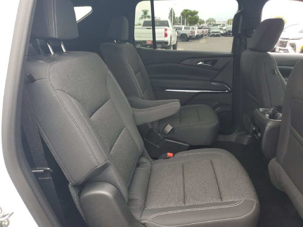 Used 2026 Chevrolet Traverse LT FWD image 26