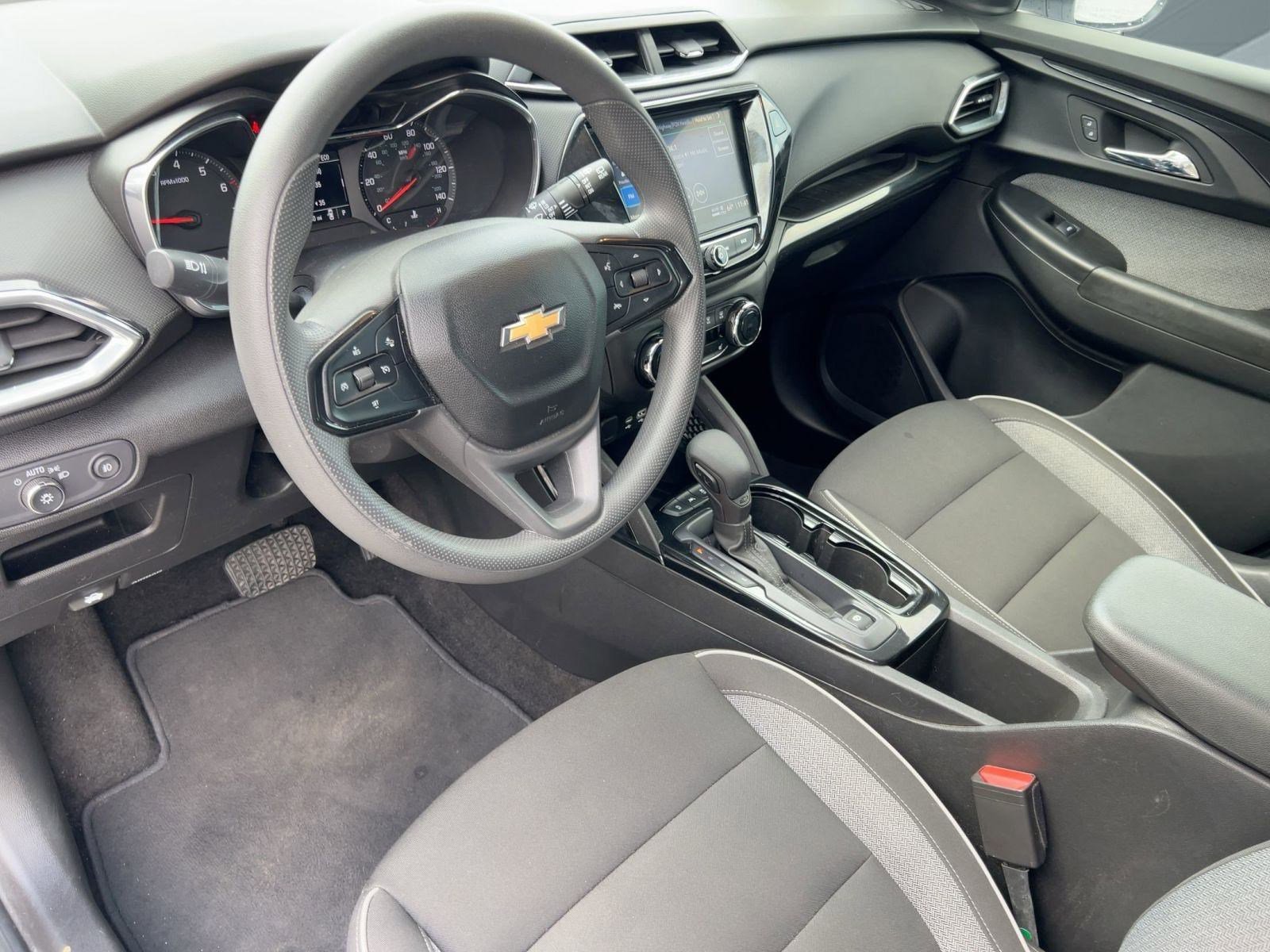 Certified 2023 Chevrolet TrailBlazer LT w/ Convenience Package image 4