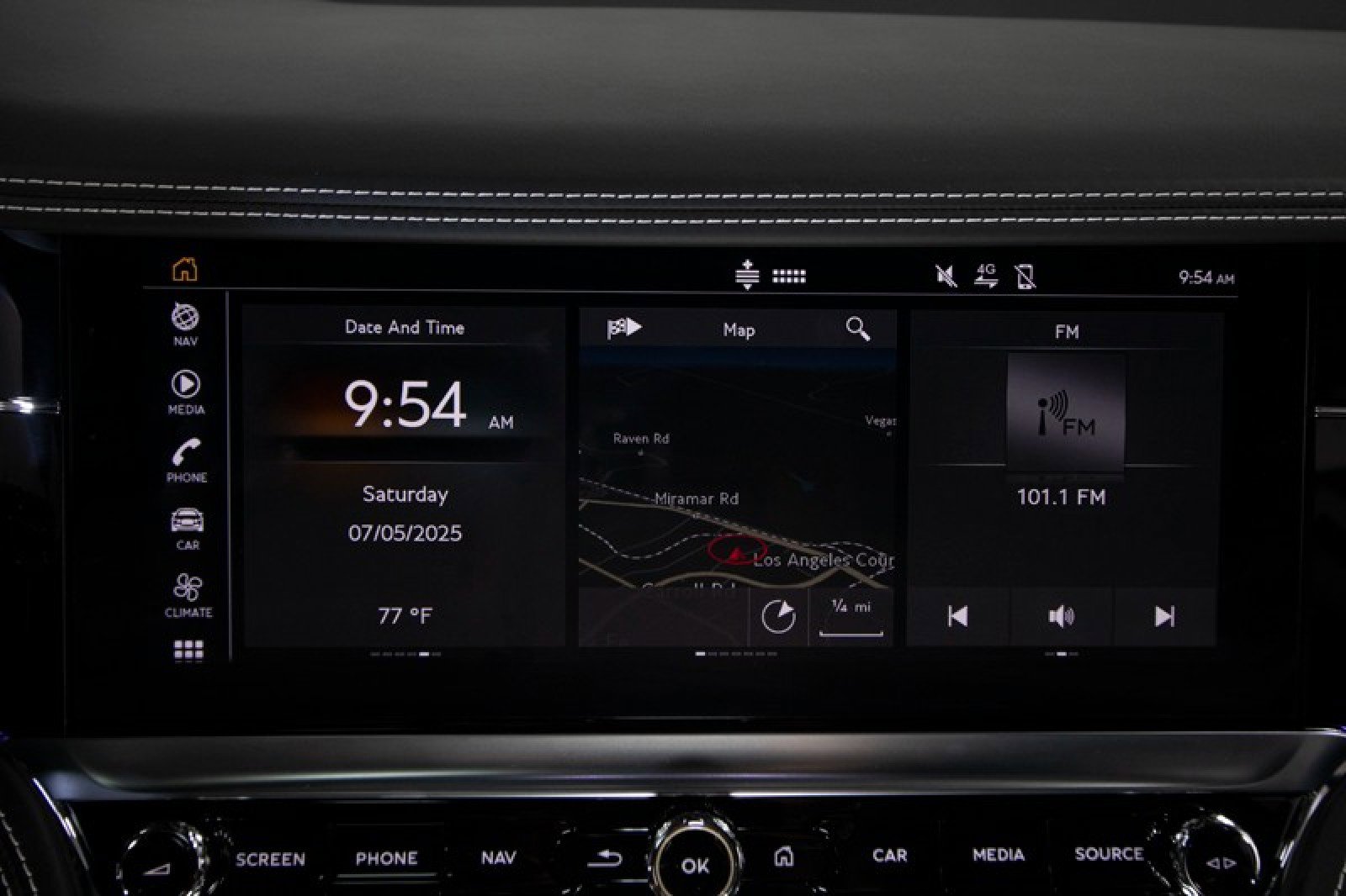 Used 2021 Bentley Flying Spur V8 image 32