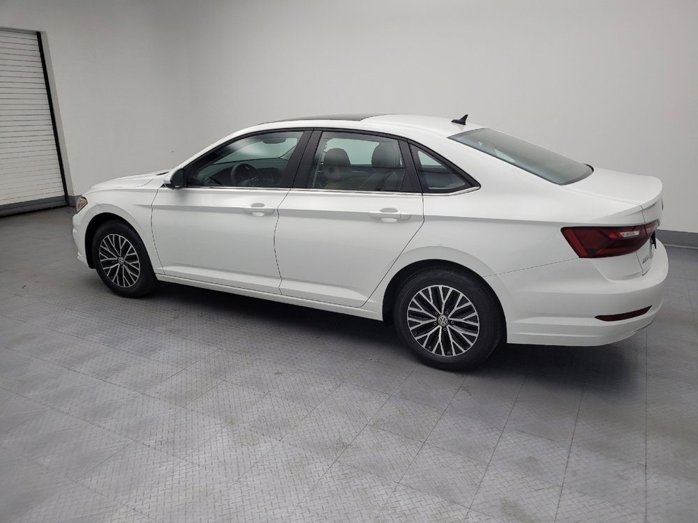Used 2021 Volkswagen Jetta SE w/ SE Cold Weather Package FWD image 3