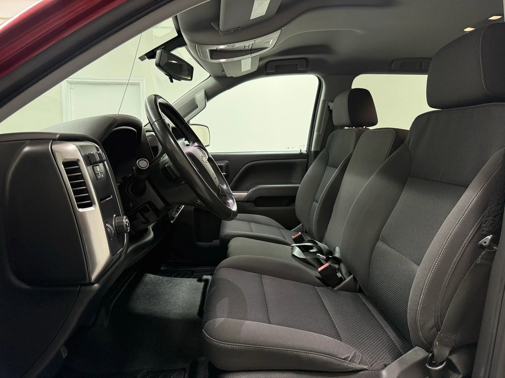 Used 2018 Chevrolet Silverado 1500 LT w/ Texas Edition RWD image 11