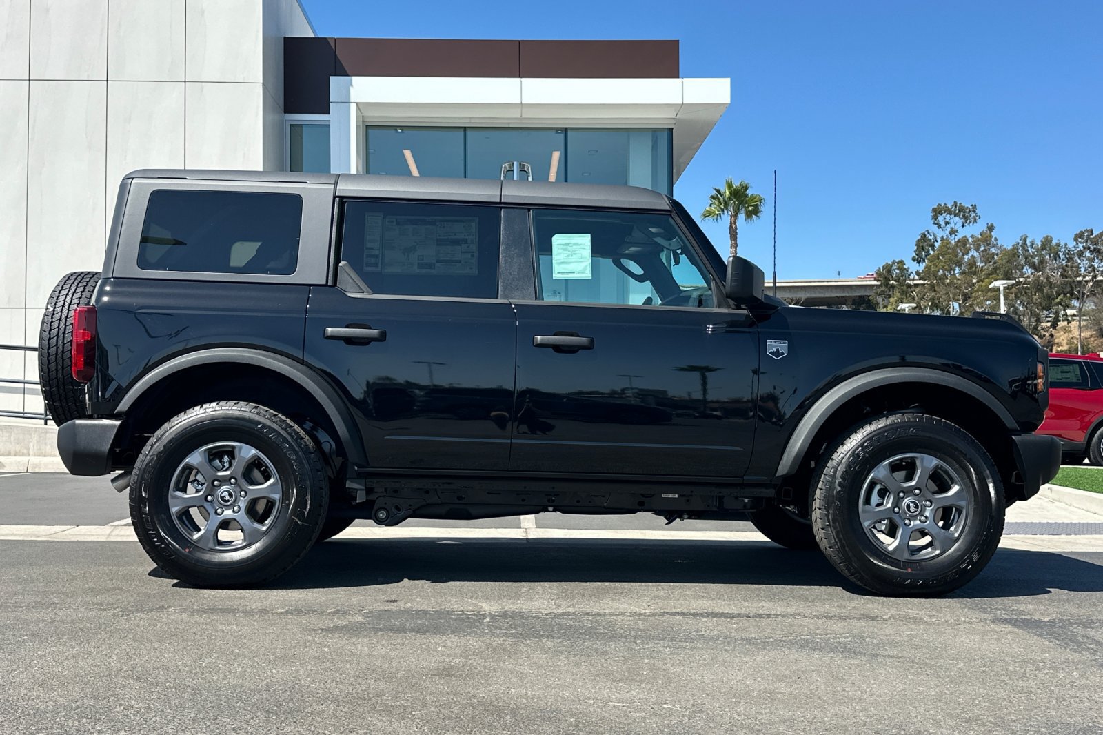New 2026 Ford Bronco Big Bend AWD/4WD image 2