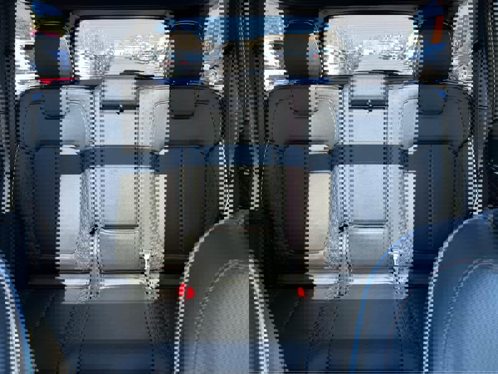 Used 2023 Jeep Grand Cherokee Summit w/ Luxury Tech Group V image 30