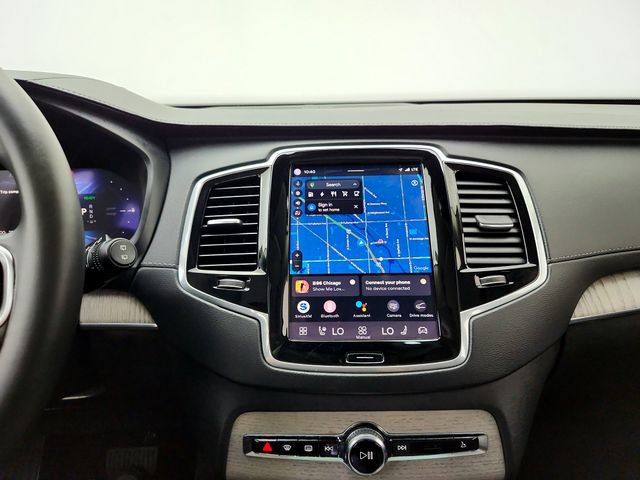 Used 2024 Volvo XC90 T8 Ultimate w/ Protection Package Premier AWD/4WD image 24