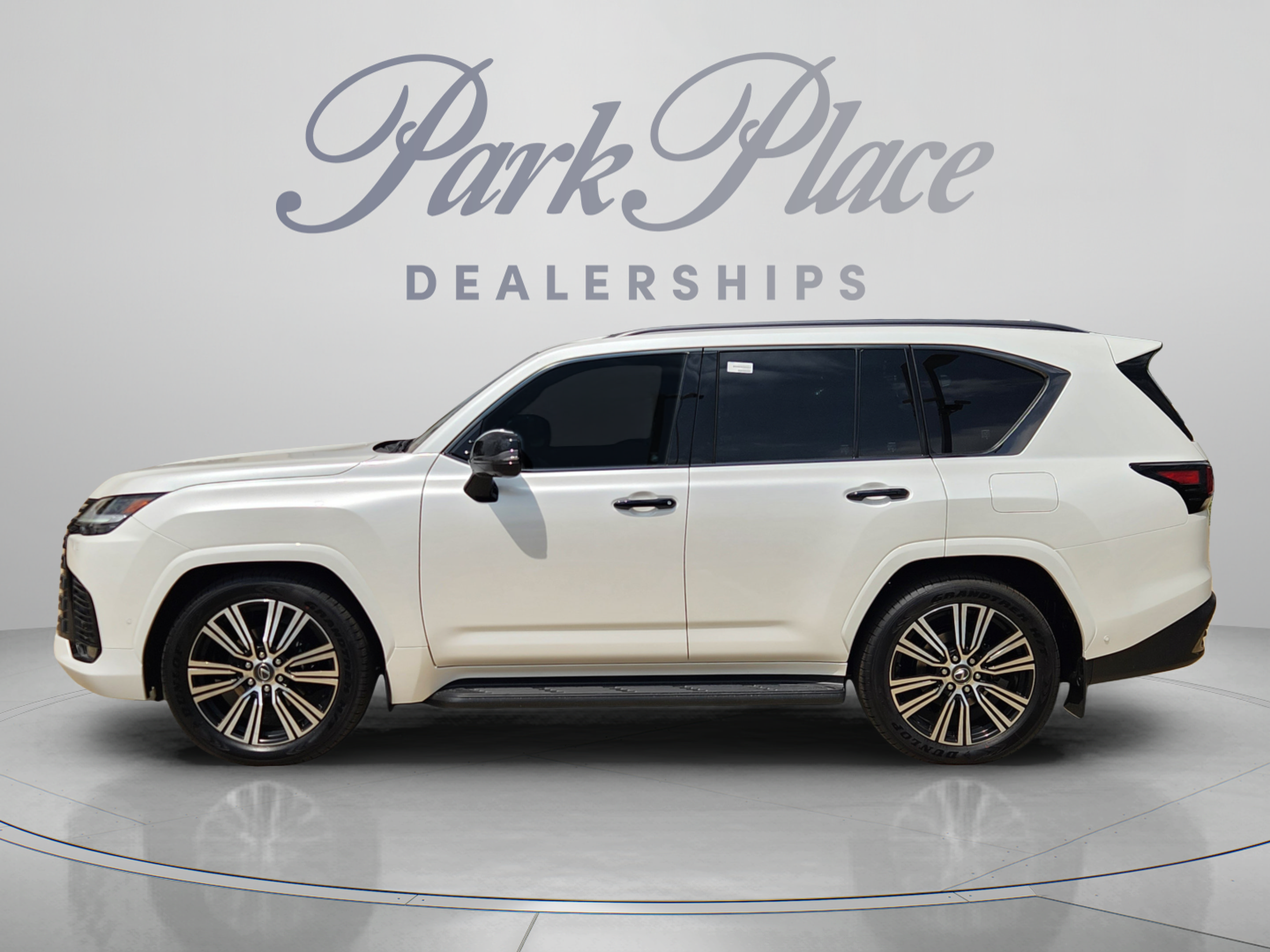 New 2026 Lexus LX 700h Luxury AWD/4WD image 2