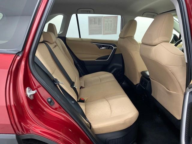 Certified 2022 Toyota RAV4 XLE image 31
