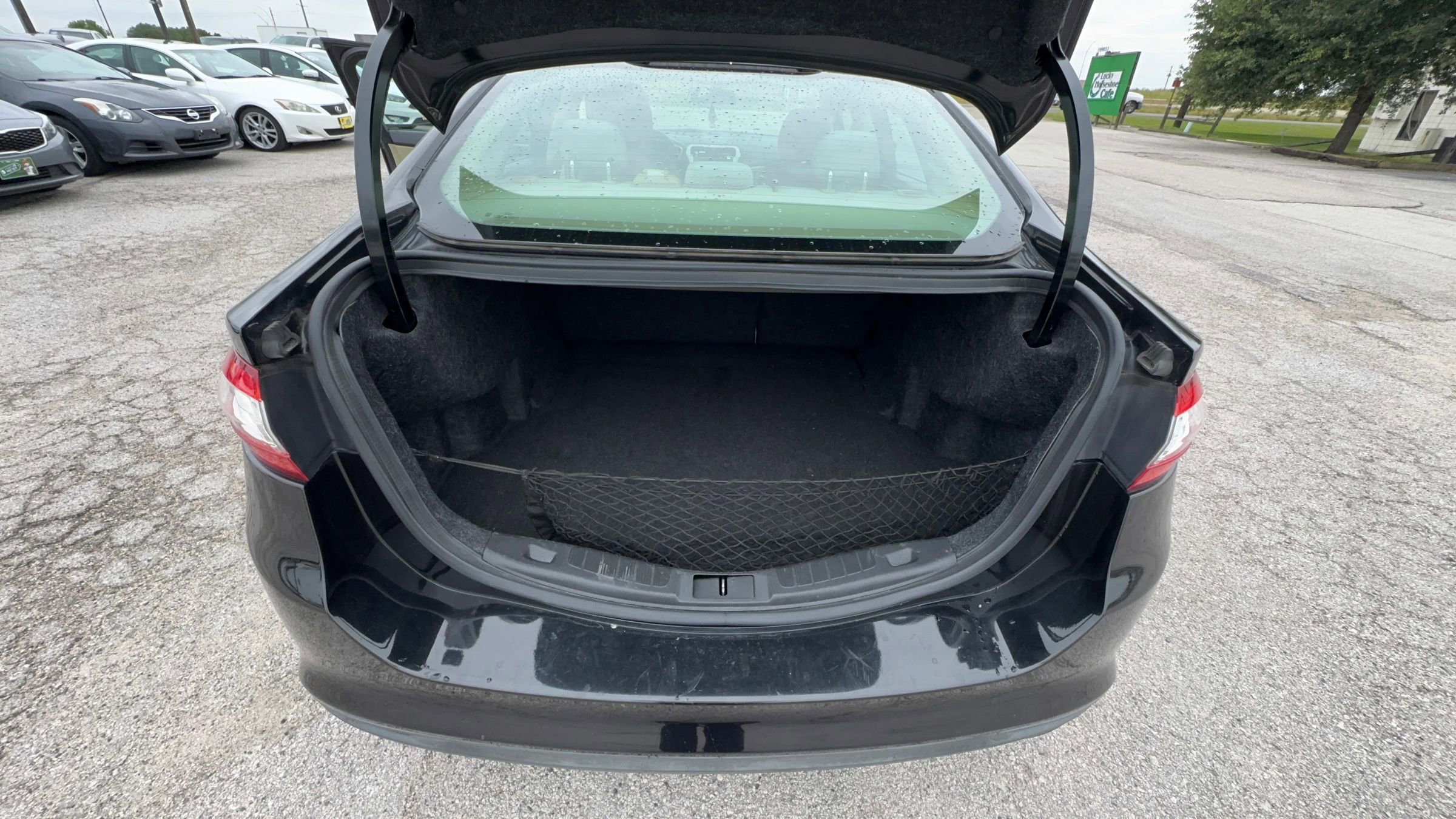 Used 2015 Ford Fusion SE FWD image 18