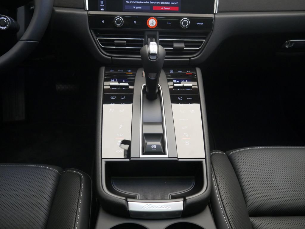 New 2026 Porsche Macan GTS AWD/4WD image 37