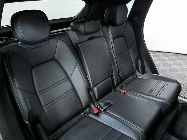 Certified 2019 Porsche Cayenne image 22