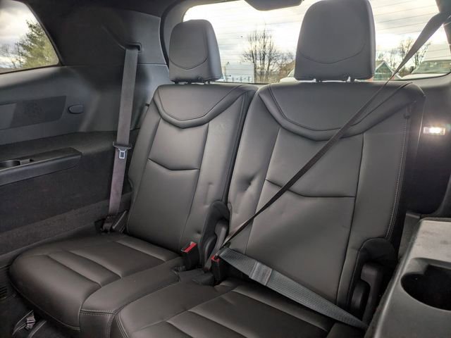 Used 2023 Cadillac XT6 Luxury image 36