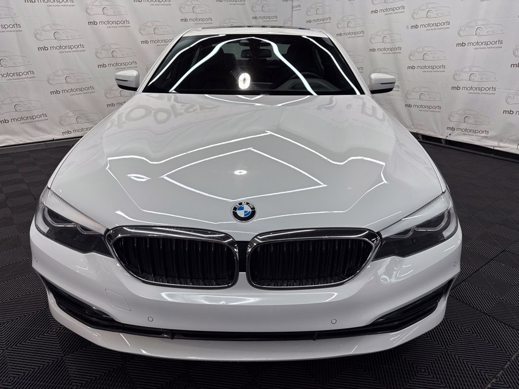 Used 2018 BMW 530i xDrive AWD/4WD image 12