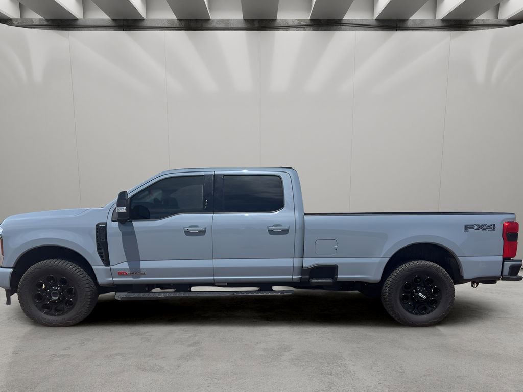 Used 2024 Ford F350 Lariat w/ Black Appearance Package AWD/4WD image 2