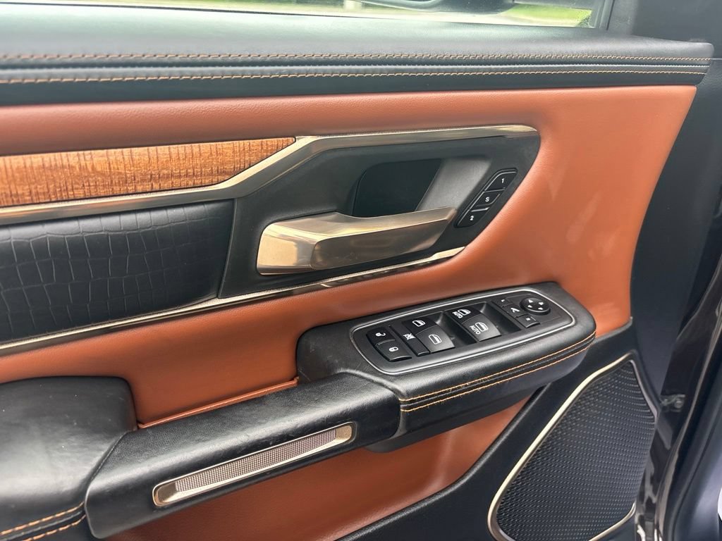 Used 2019 RAM 1500 Limited w/ Off Road Group AWD/4WD image 14