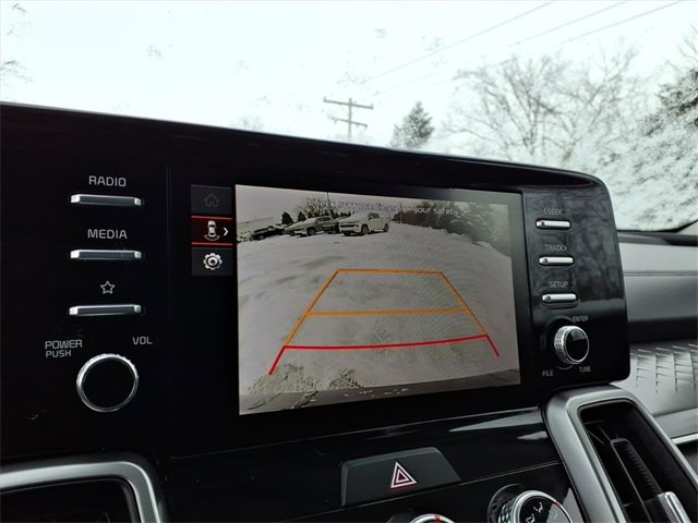 Used 2023 Kia Sorento LX image 19