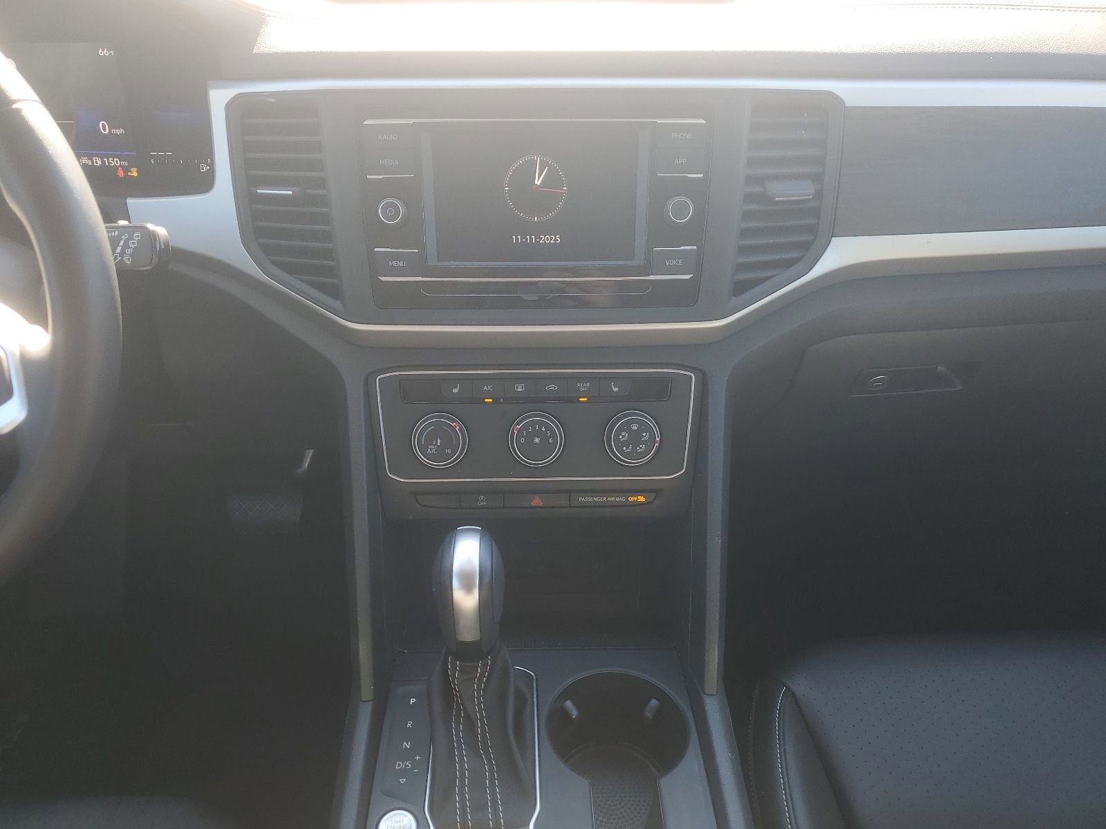 Used 2023 Volkswagen Atlas SE image 10