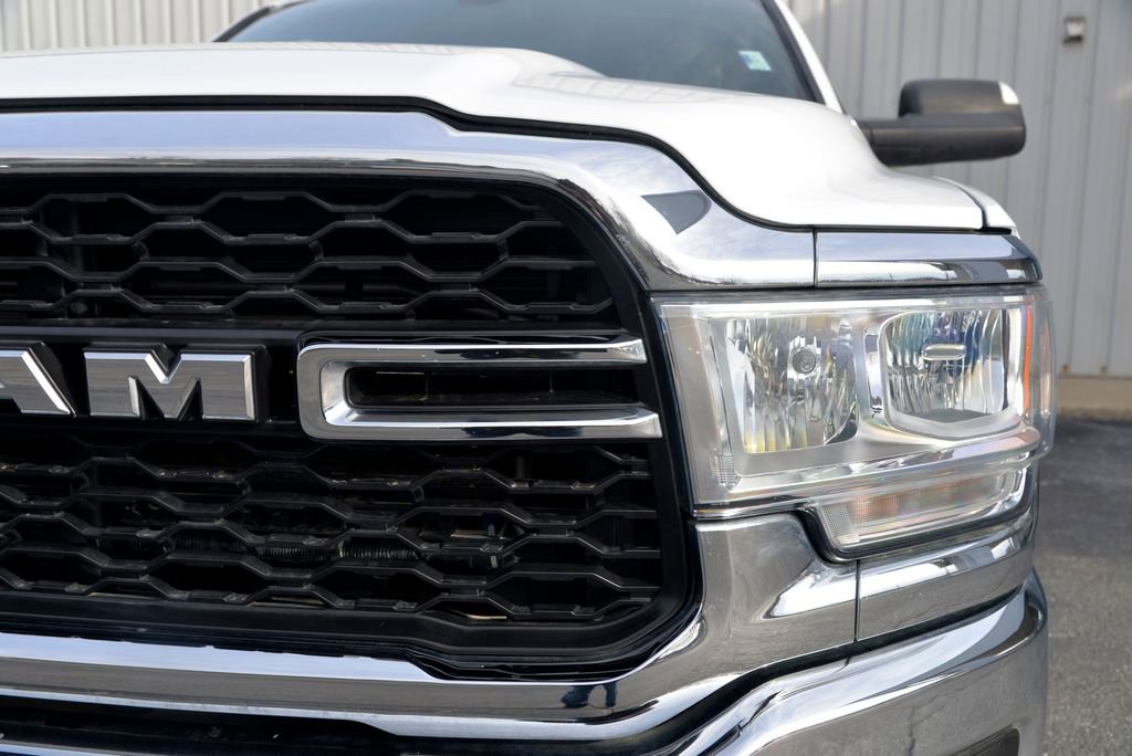 Used 2021 RAM 2500 Tradesman w/ Chrome Appearance Group AWD/4WD image 12