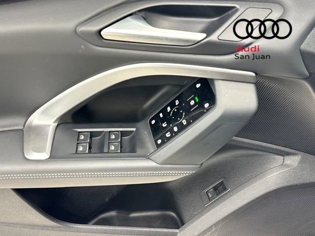 Certified 2025 Audi Q5 Premium w/ Convenience Package image 31