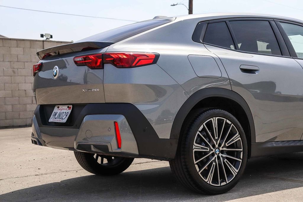 Used 2024 BMW X2 xDrive28i w/ Convenience Package AWD/4WD image 10