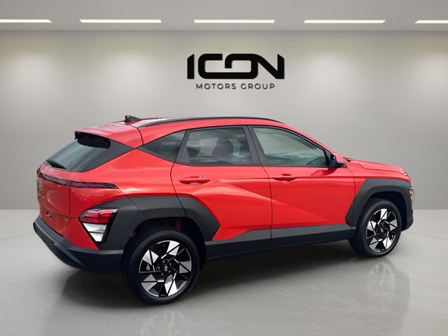 Used 2025 Hyundai Kona SEL AWD/4WD image 4