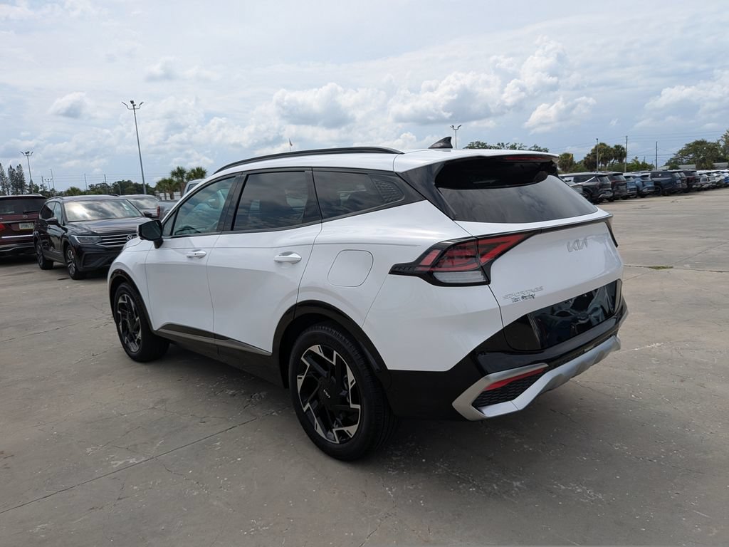 Certified 2024 Kia Sportage SX FWD image 6