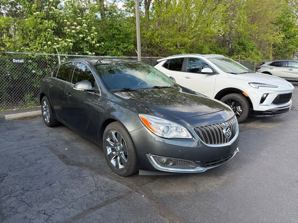 Used 2017 Buick Regal Premium FWD image 5