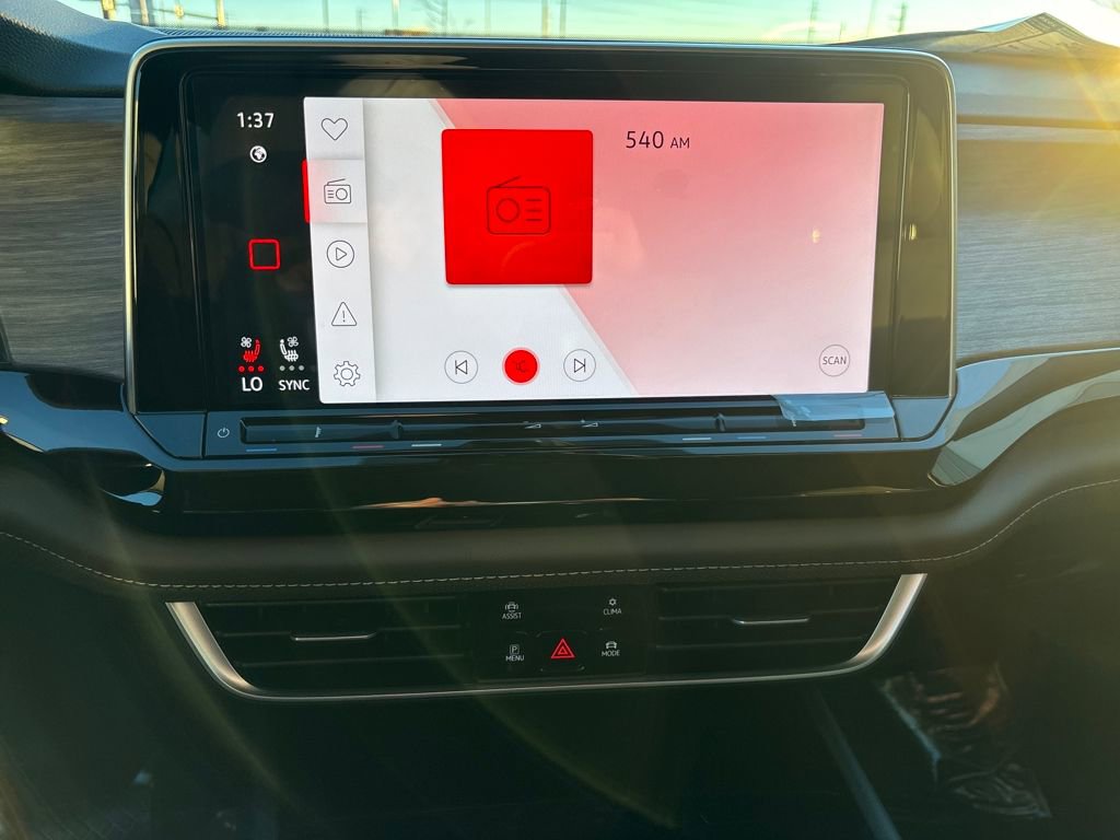 New 2026 Volkswagen Atlas SEL image 15