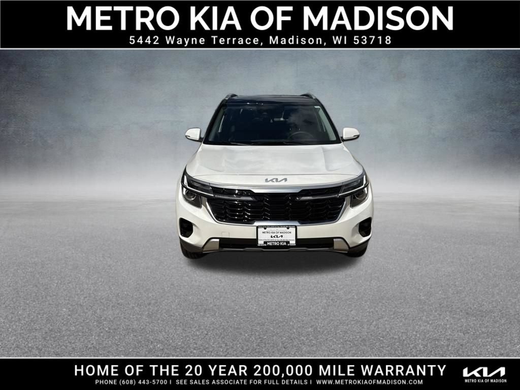 Used 2025 Kia Seltos EX w/ EX Sunroof Package AWD/4WD image 9
