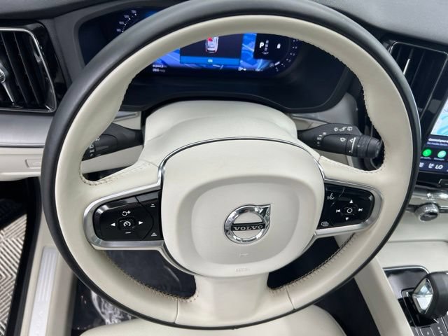 Used 2024 Volvo XC60 B5 Core w/ Protection Package Premier AWD/4WD image 21
