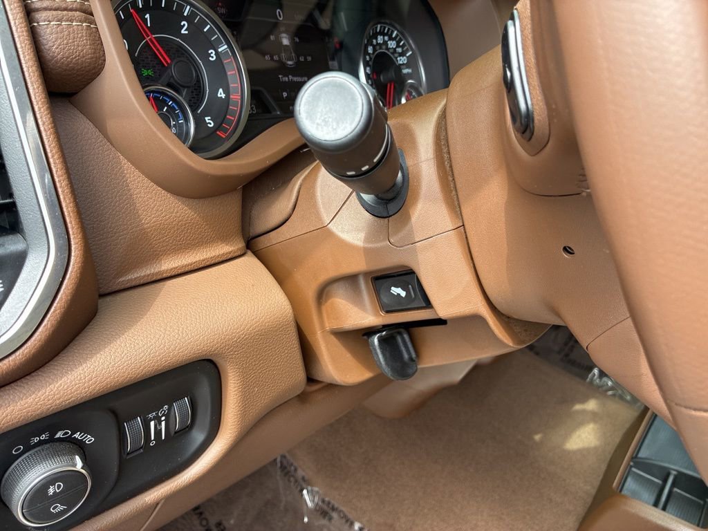 Used 2022 RAM 3500 Laramie image 31