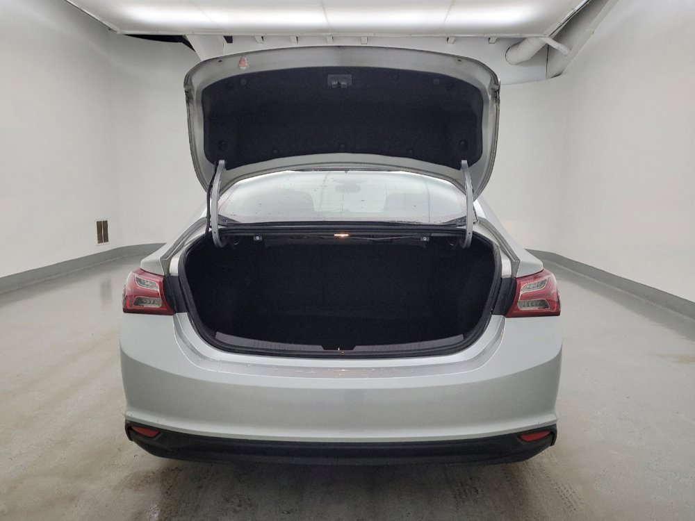 Used 2021 Chevrolet Malibu LT image 29