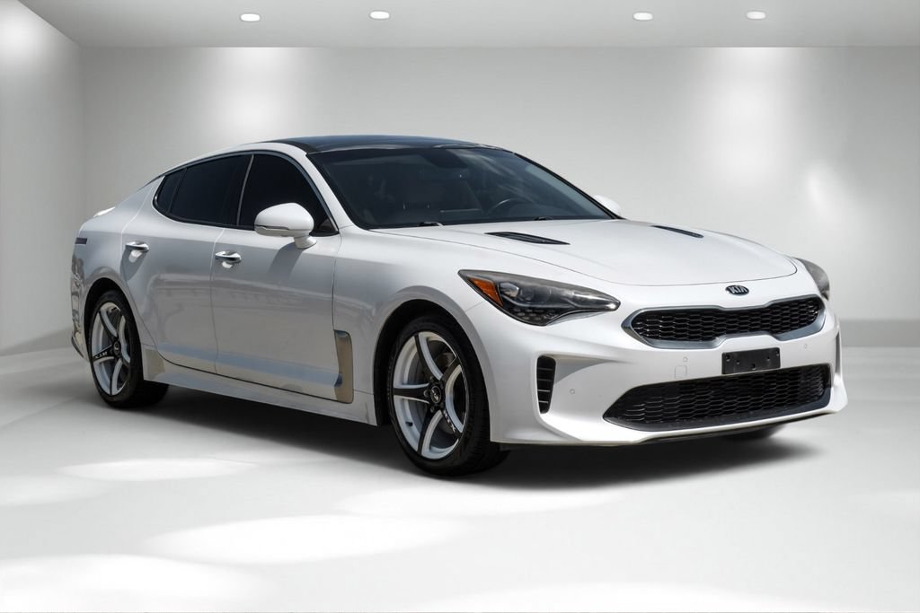 Used 2019 Kia Stinger w/ Sun & Sound Package RWD image 8