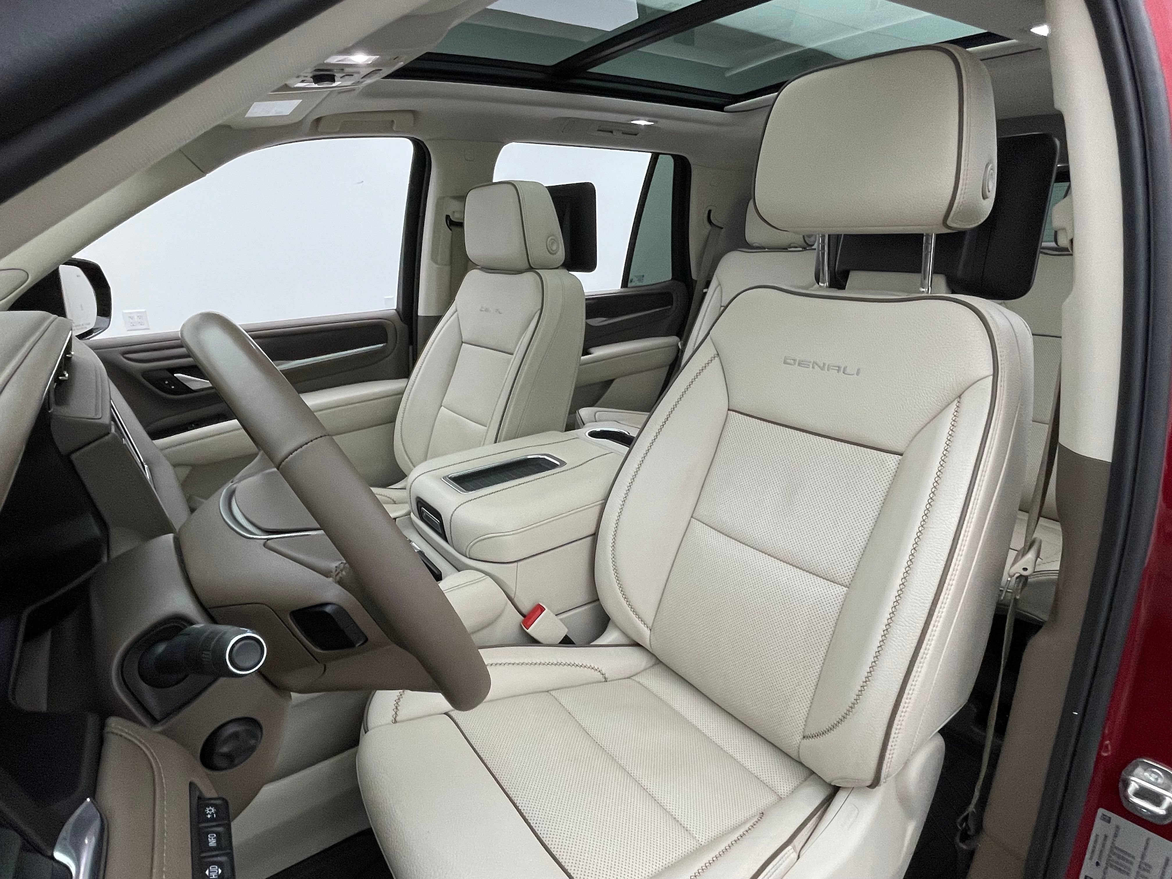 Used 2024 GMC Yukon Denali AWD/4WD image 21
