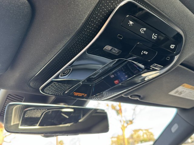 Used 2025 Mercedes-Benz C 300 4MATIC Sedan image 23