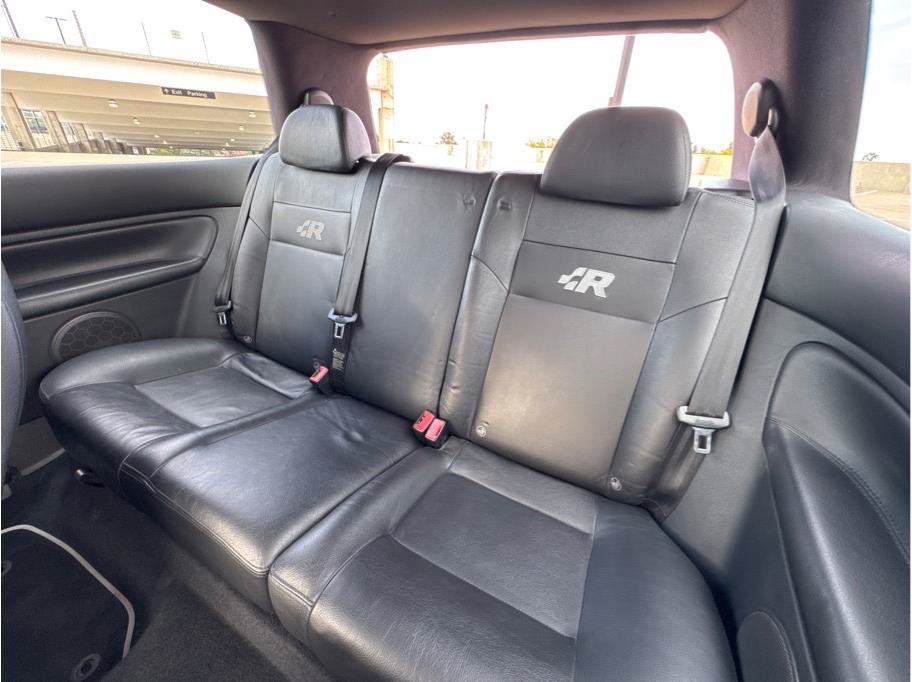 Used 2004 Volkswagen R32 AWD/4WD image 14