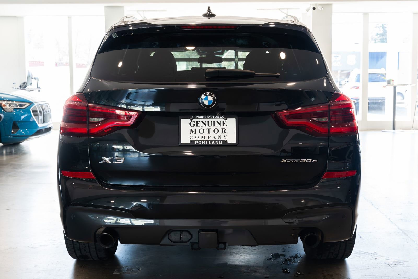 Used 2021 BMW X3 xDrive30e w/ M Sport Package image 5