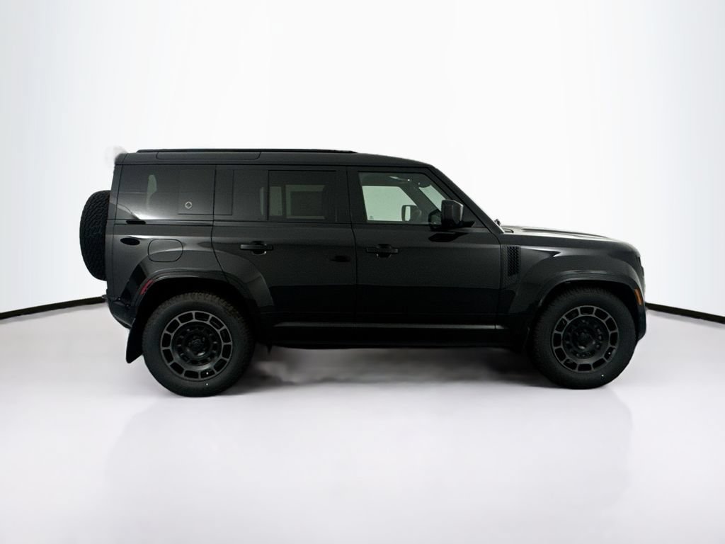 New 2026 Land Rover Defender 110 OCTA AWD/4WD image 4