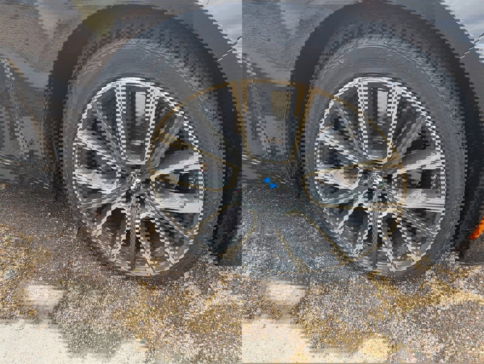 Used 2021 BMW 740i w/ M Sport Package image 5