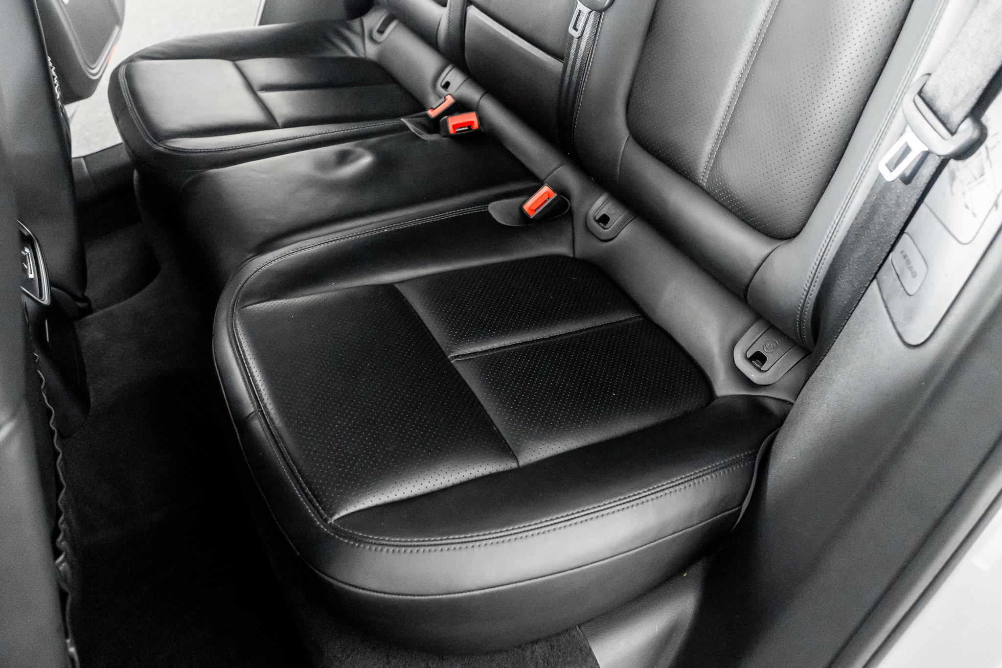 Used 2017 Porsche Macan S image 27