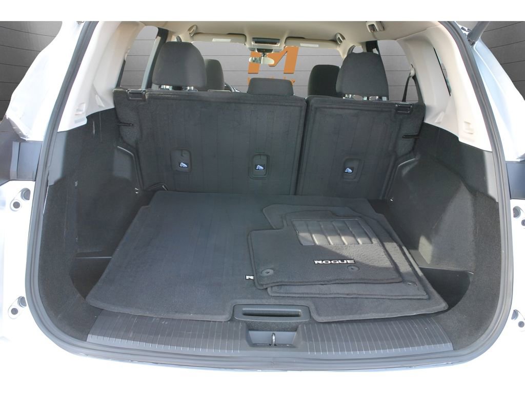 Used 2025 Nissan Rogue SV AWD/4WD image 25