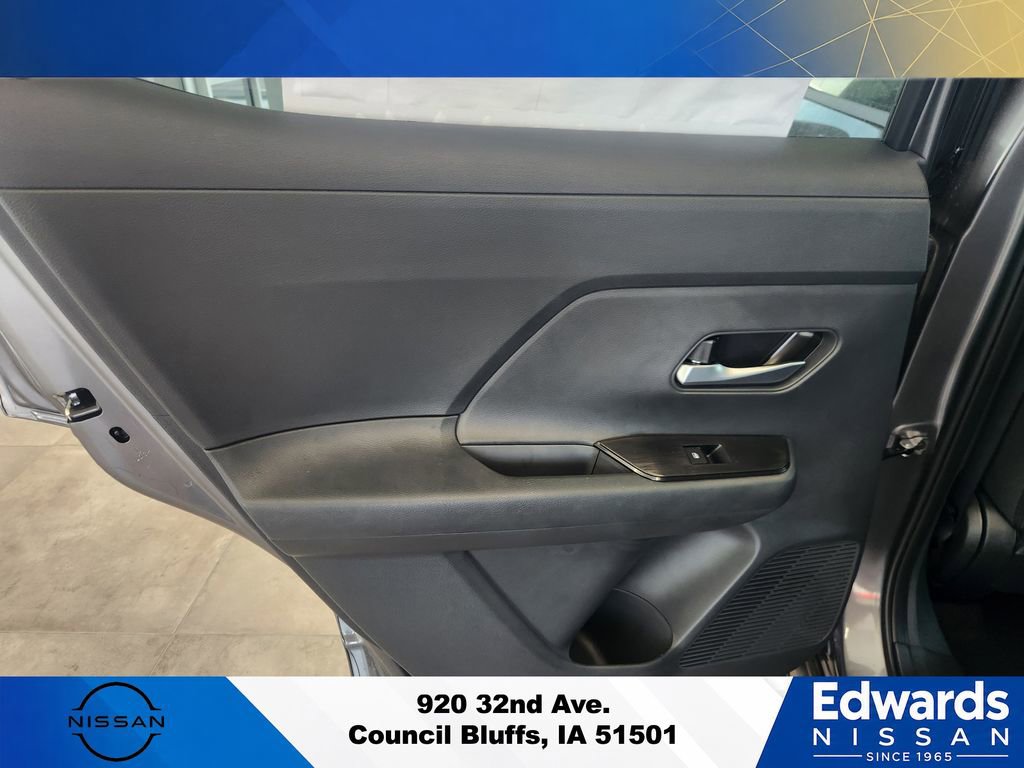 New 2025 Nissan Kicks SV w/ SV Premium Package AWD/4WD image 15