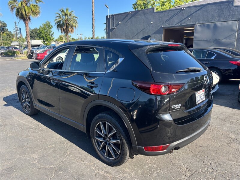 Used 2018 MAZDA CX-5 Touring w/ Preferred Equipment Package AWD/4WD image 7