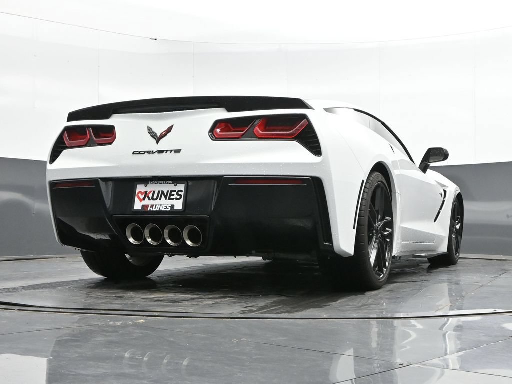 Used 2018 Chevrolet Corvette Stingray Coupe RWD image 40