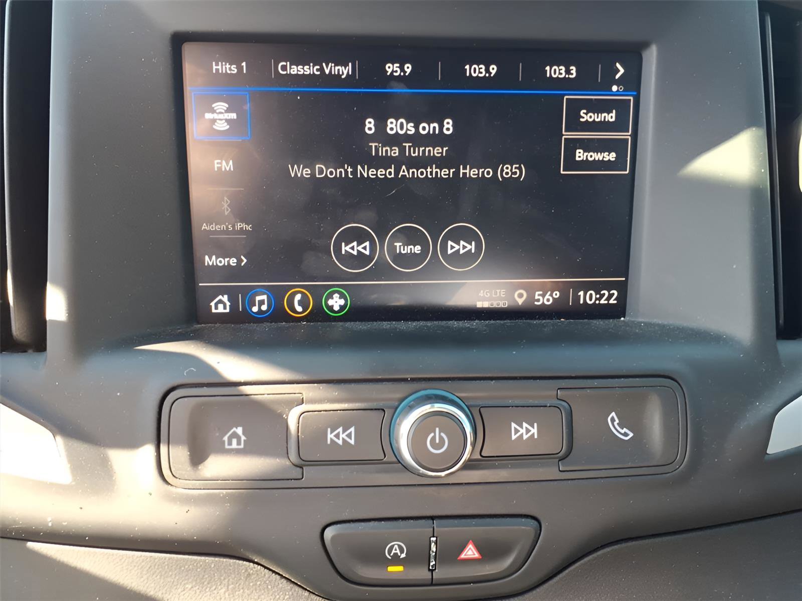 Used 2023 GMC Terrain SLE w/ Elevation Edition image 22