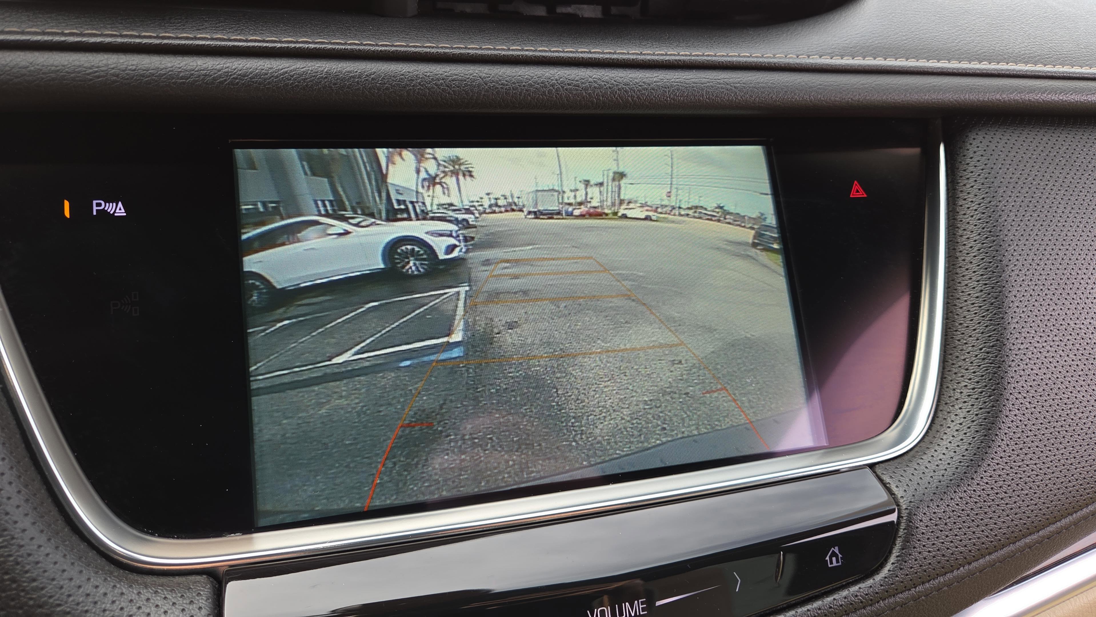 Used 2018 Cadillac XT5 Luxury w/ Driver Awareness Package FWD image 36